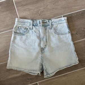 Levi’s Light Blue Denim Women's Shorts